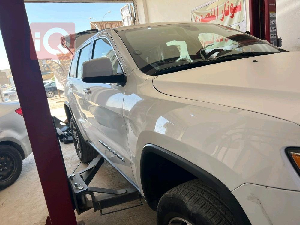 جيب جراند شيروكي